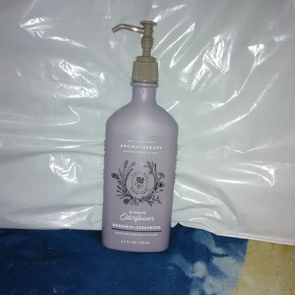 Bath and Body Works Aromatherapy Balancing Elderflower Lotion!